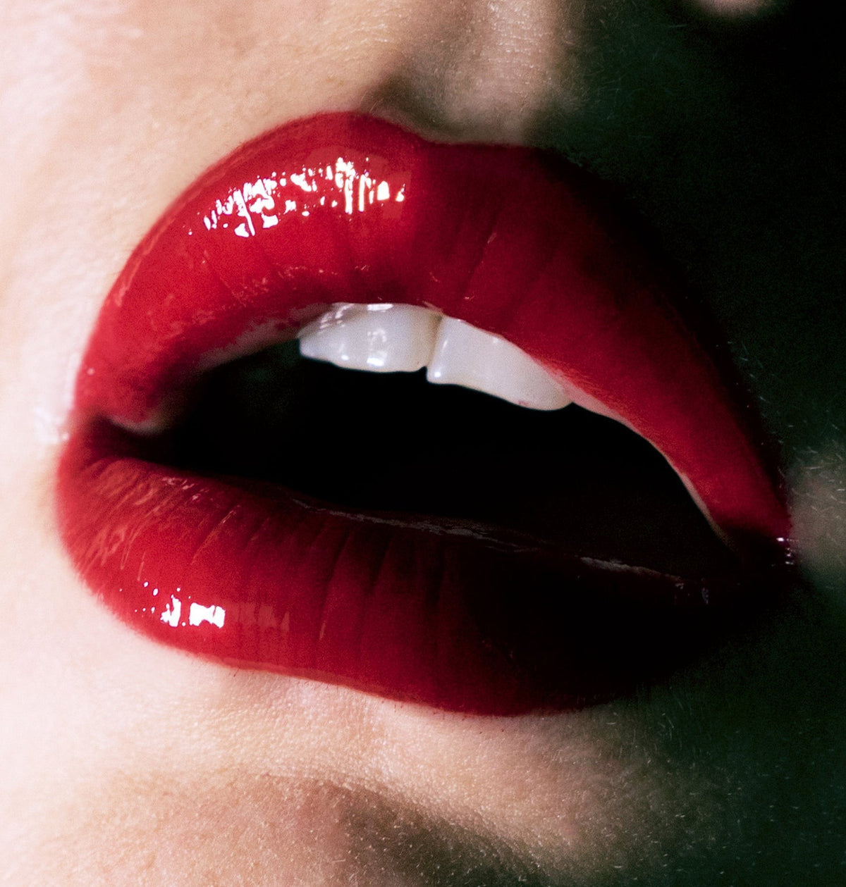 Latex Fever Red - LH Cosmetics
