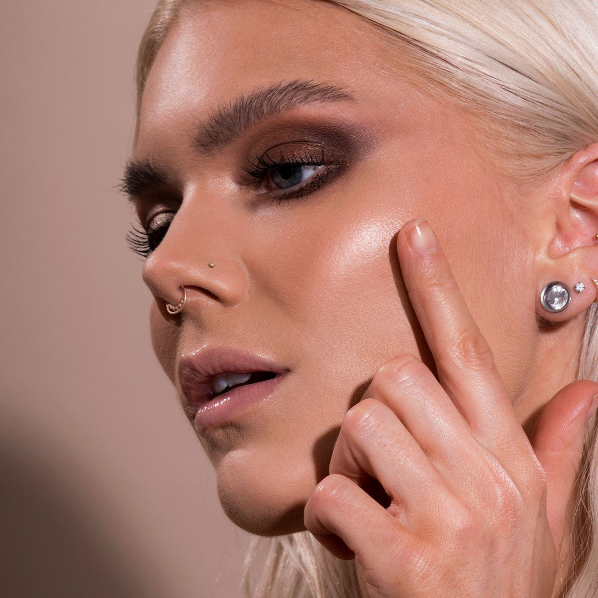 Infinity lip gloss Pastel peach - LH Cosmetics