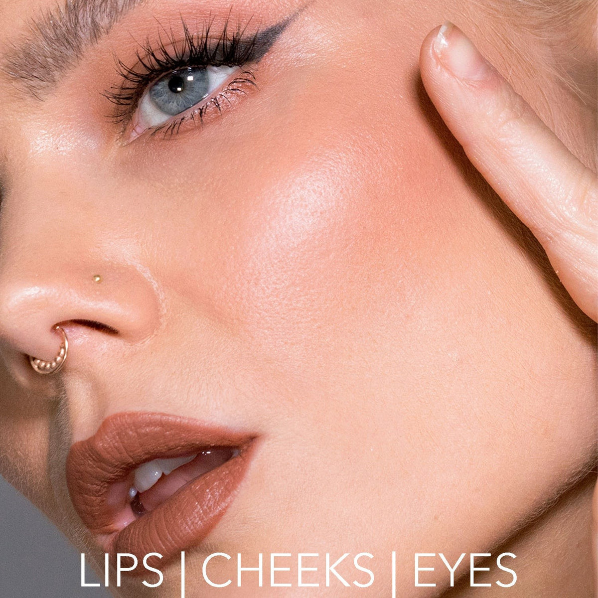 Majestick Sepia - LH Cosmetics