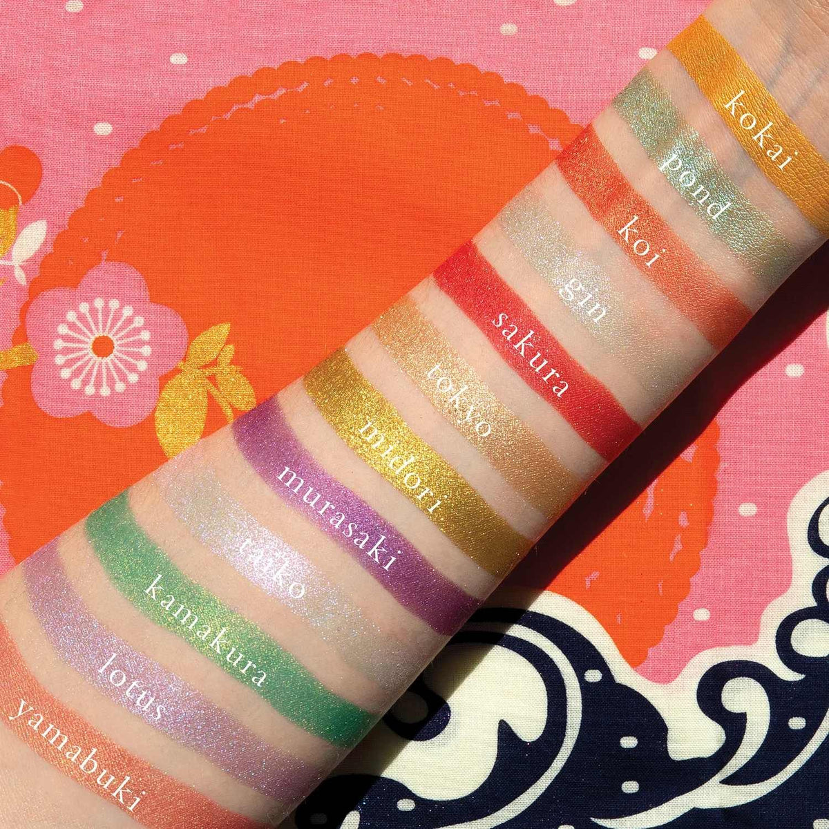 Petites Shimmers Coy Pigments Palette - VISEART