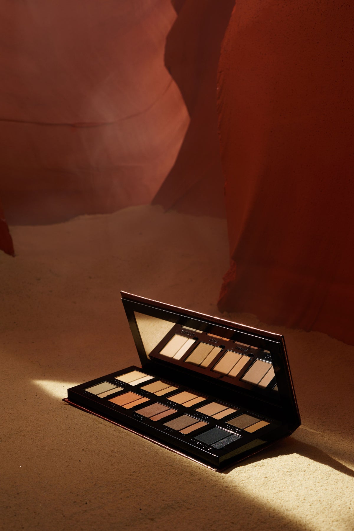 GROUNDWORK DEFINING NEUTRALS - DANESSA MYRICKS BEAUTY