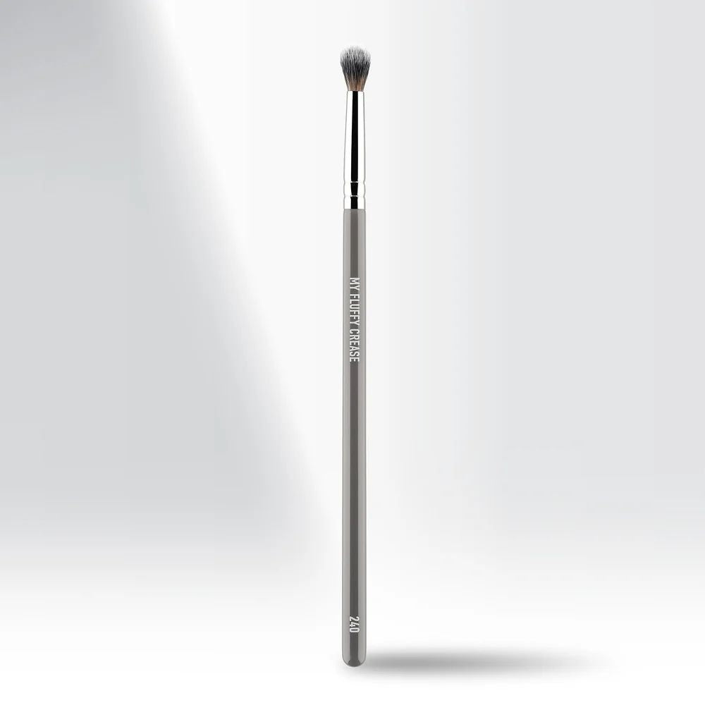 240 - MY FLUFFY CREASE - MYKITCO