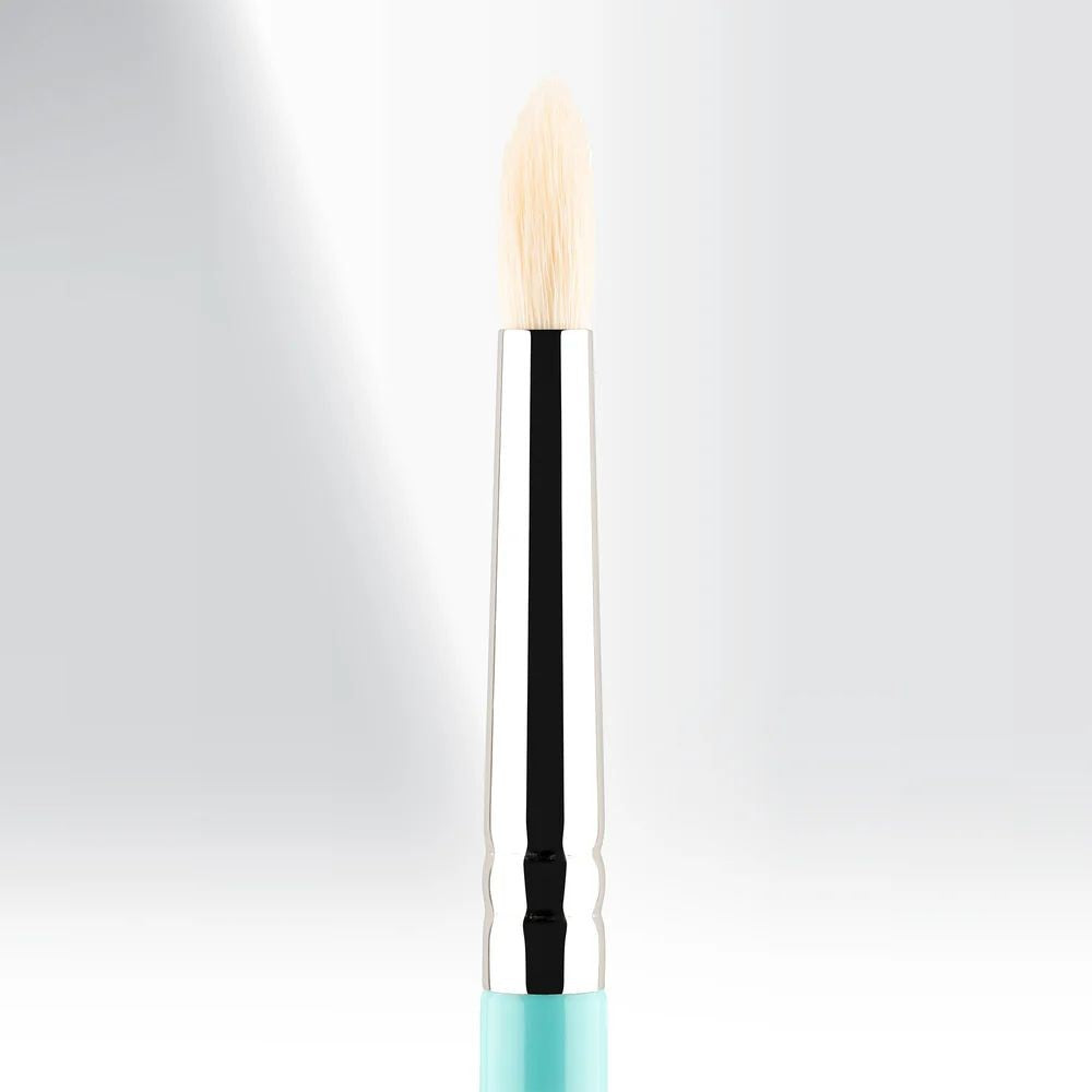 243 - MY TAPERED CREASE - MYKITCO