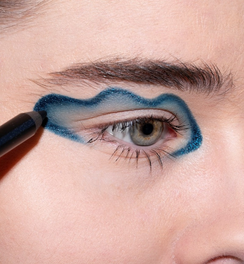 Atria Crayon - LH Cosmetics