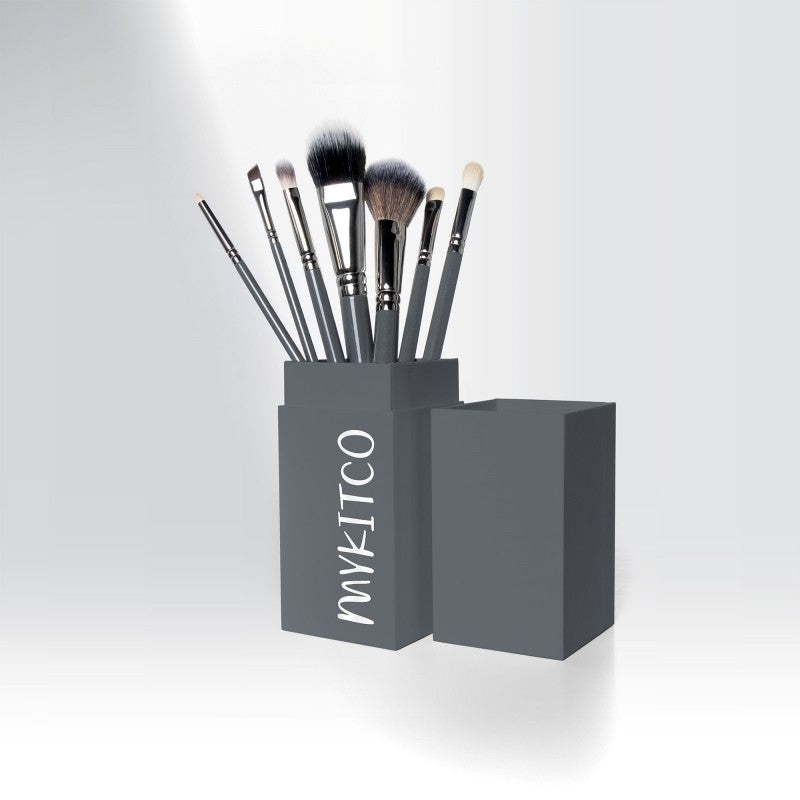 MY SMALL ESSENTIAL BRUSH SET - MYKITCO