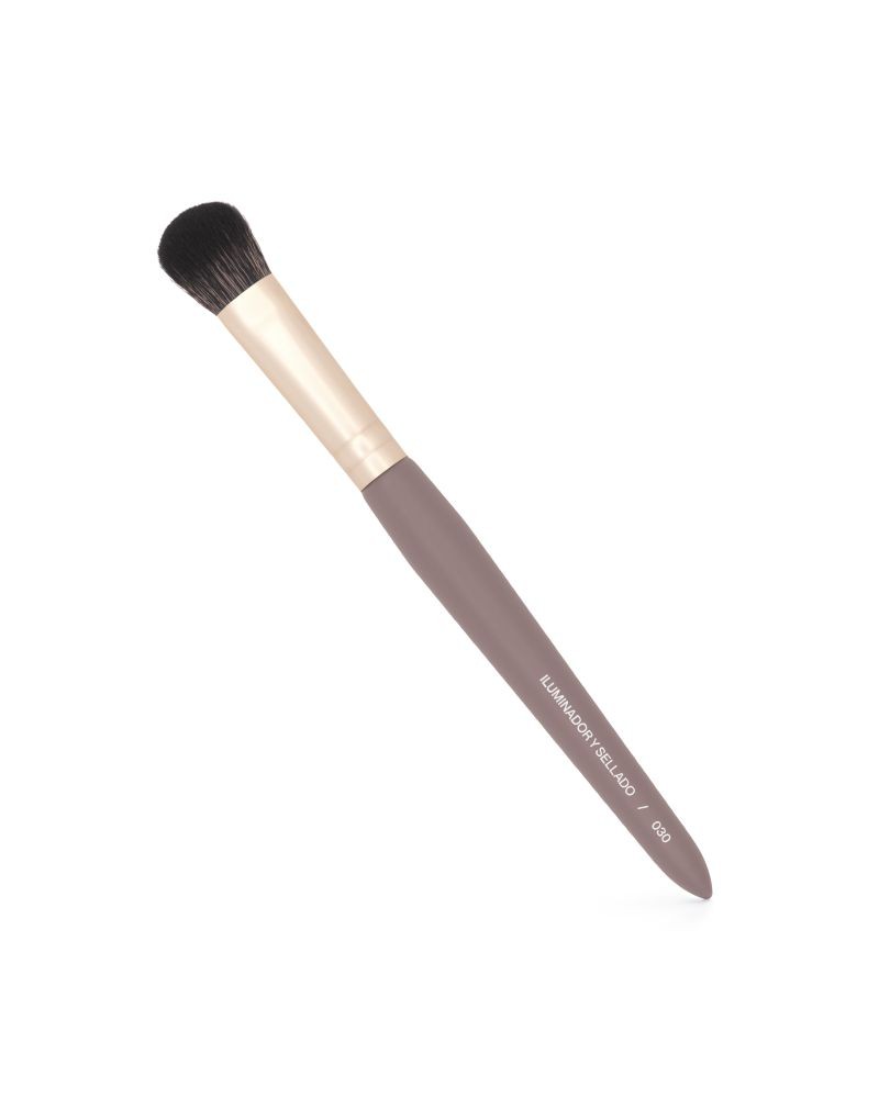030 Brocha para iluminador y sellado - IBbrushes x Saigu