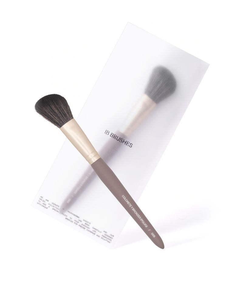 005 Brocha para colorete y bronzer en polvo - IBbrushes x Saigu
