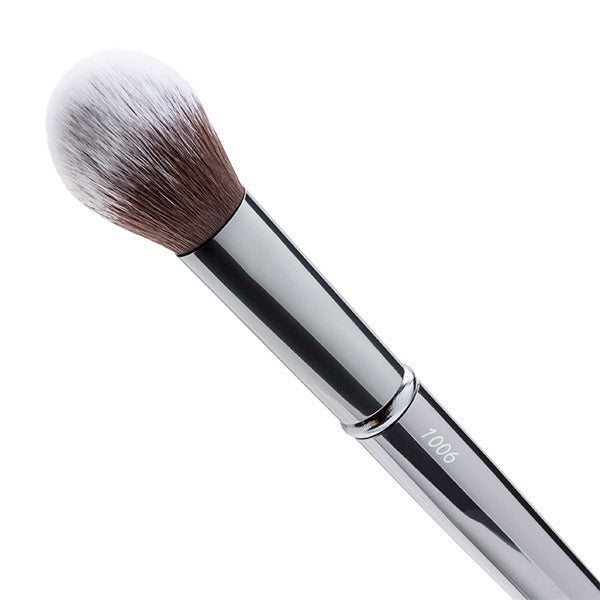 Luxury Grey 1006 Brocha para iluminador - Maiko