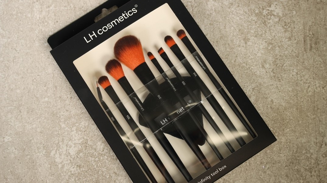 lh cosmetics brushes review