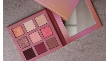 Descubre la colección más romántica de LH Cosmetics